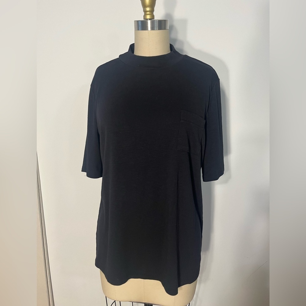 LOFT Mock Neck Short Sleeve Pocket Top